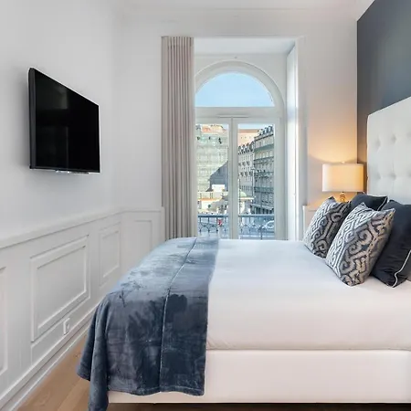 Whome | The Boulevard Prime Location & Timeless Luxury *