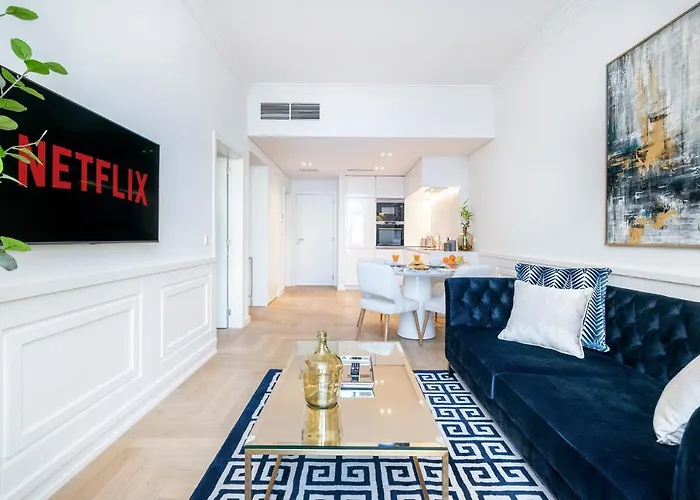 Διαμέρισμα Whome | The Boulevard Prime Location & Timeless Luxury