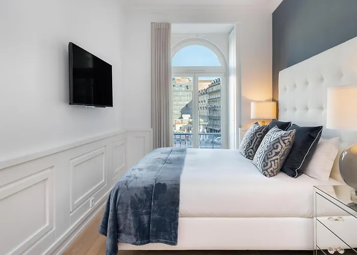 Whome | The Boulevard Prime Location & Timeless Luxury *