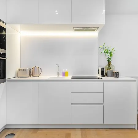 아파트 Whome | The Boulevard Prime Location & Timeless Luxury *