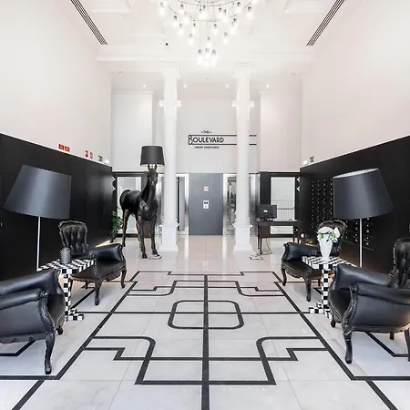 Whome | The Boulevard Prime Location & Timeless Luxury 아파트 *
